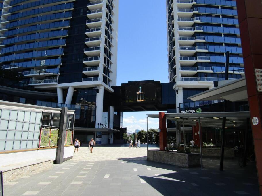 Circle On Cavill Riverview